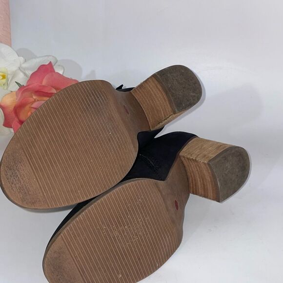 Blondo Waterproof Leather Ankle Boots - Picture 6 of 7